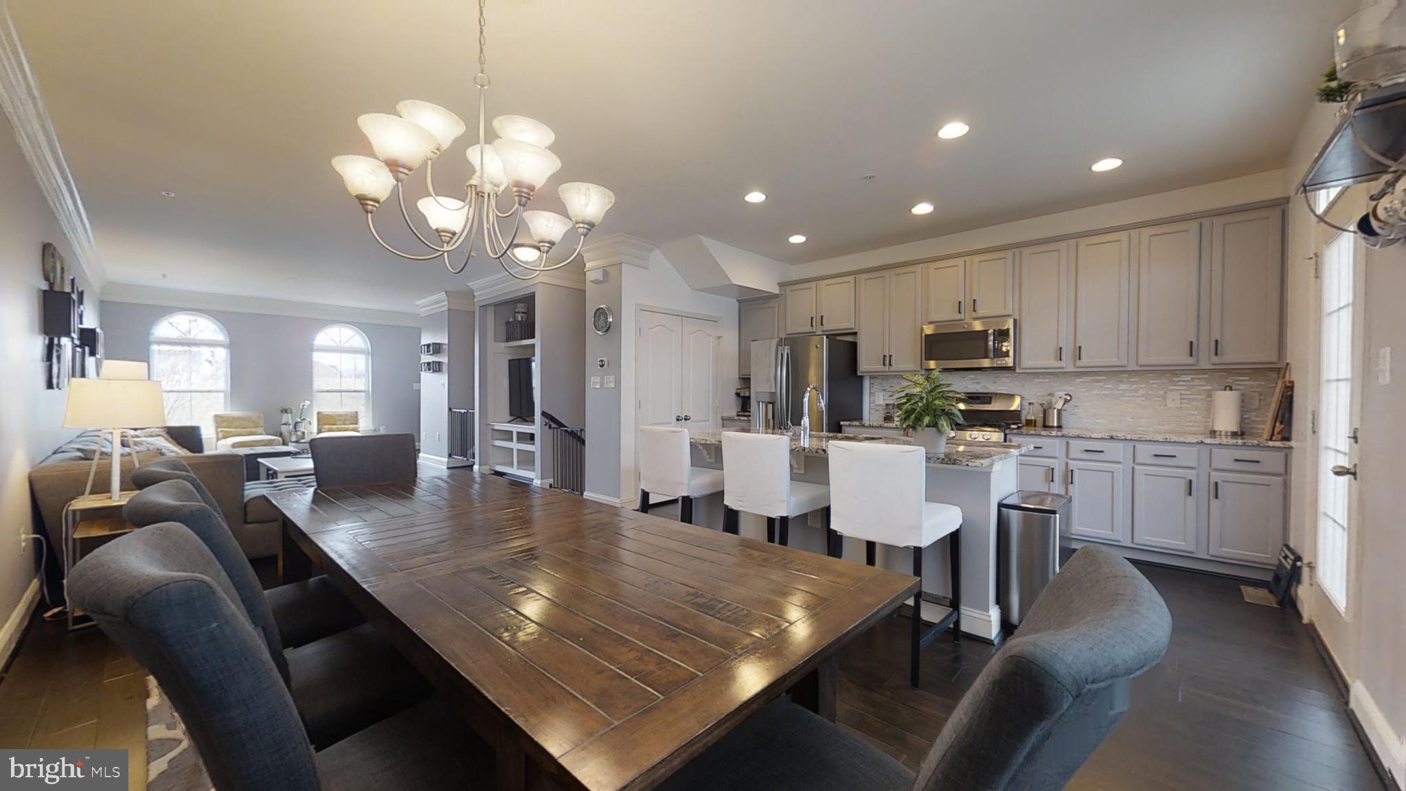 22490 Newcut Road Clarksburg, MD 20871 - Photo 9 of 37 Dinning Area