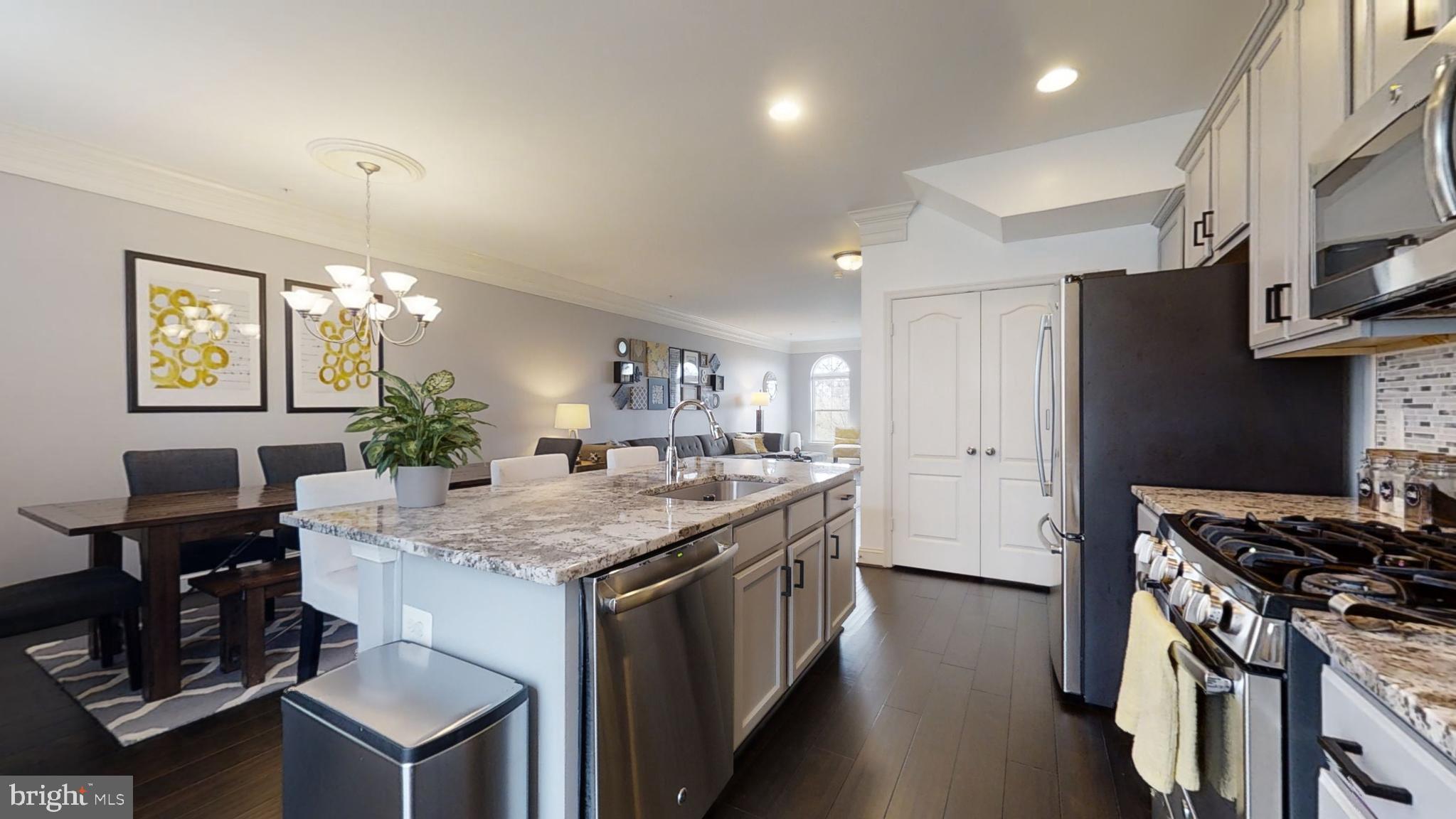 22490 Newcut Road Clarksburg, MD 20871 - Photo 10 of 37 Large Island