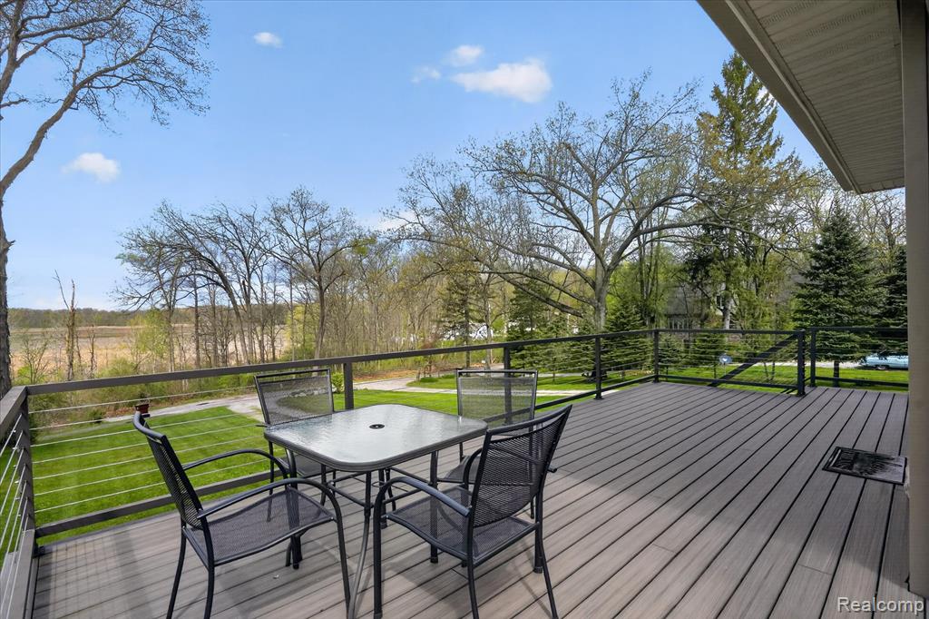 175 Templar Avenue Pinckney, MI 48169 - Photo 8 of 80