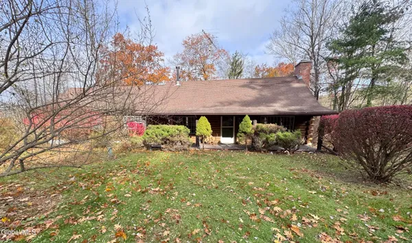 $525,000 | 284 Hall Hill Road, Unit STOP 18, Ancram, NY 12502