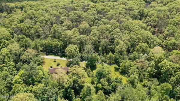 $525,000 | 284 Hall Hill Road, Unit STOP 18, Ancram, NY 12502