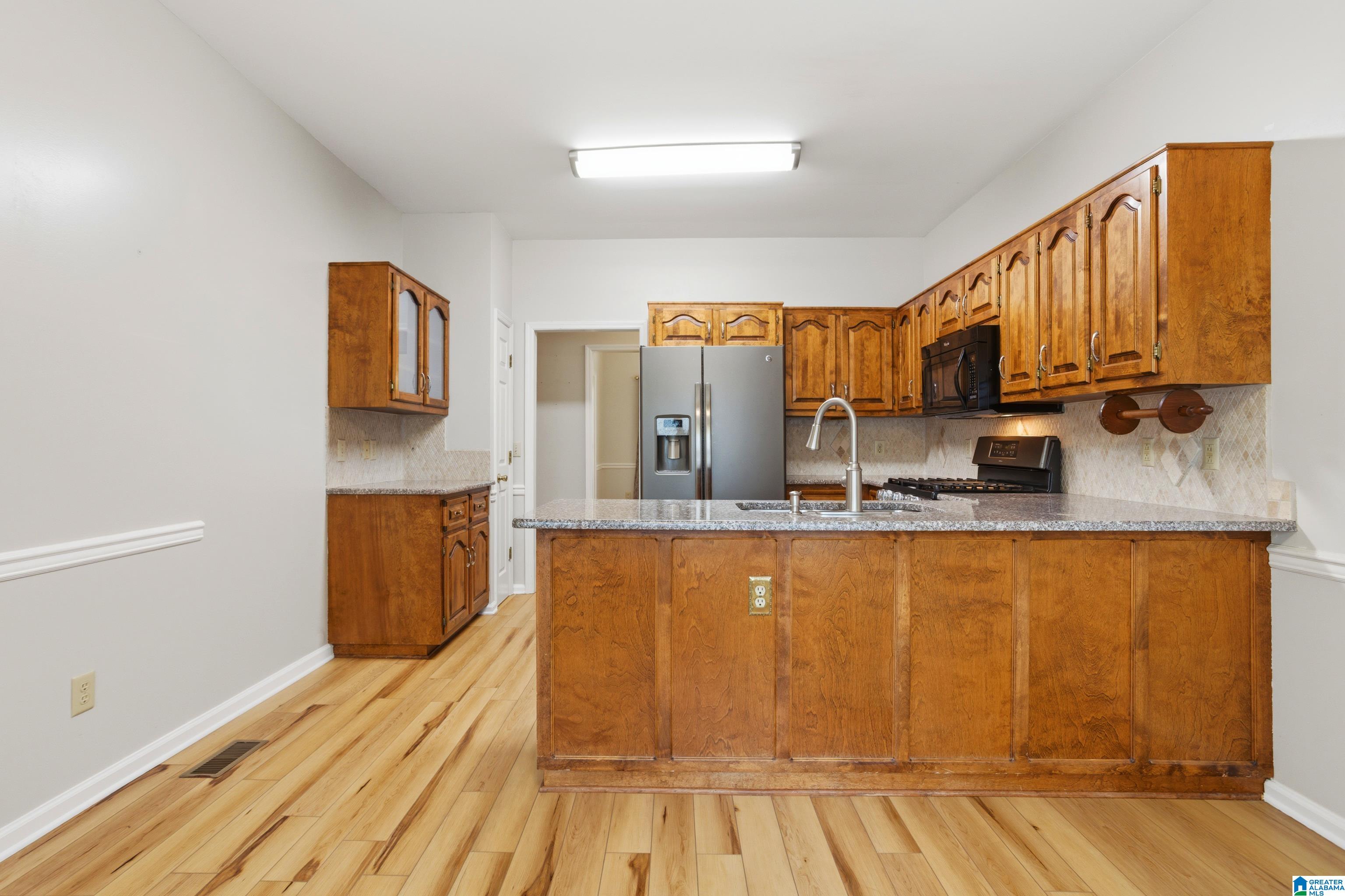 205 Chestnut Circle Alabaster, AL 35007 - Photo 23 of 46