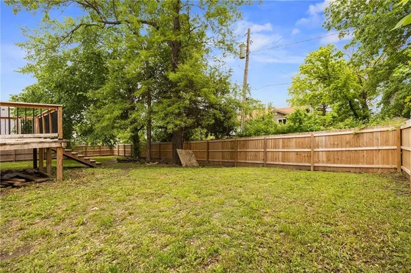 $232,000 | 900 Oak Terrace, Knob Noster, MO 65336