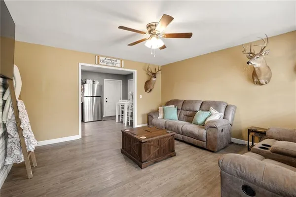 $232,000 | 900 Oak Terrace, Knob Noster, MO 65336