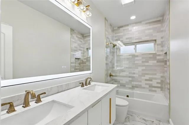 $1,950,000 | 4416 Rue Pl Pontchartrain, Kenner, LA 70065