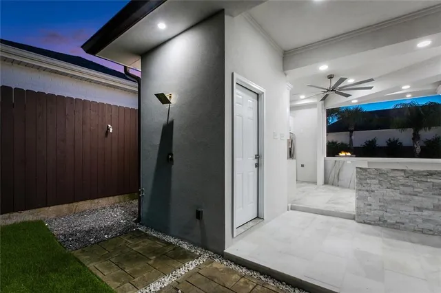 $1,950,000 | 4416 Rue Pl Pontchartrain, Kenner, LA 70065