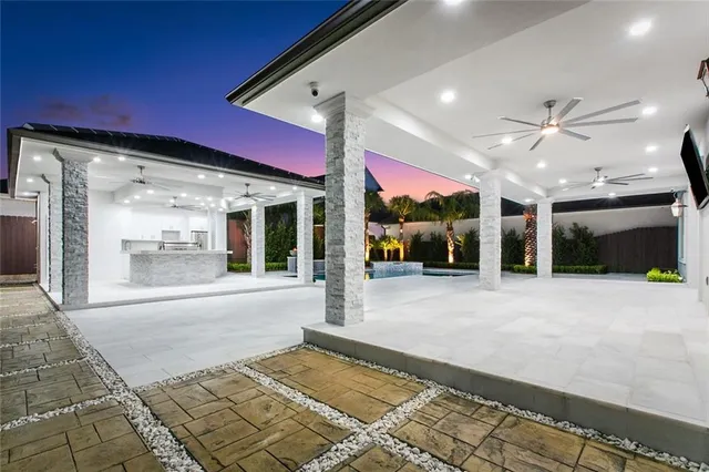 $1,950,000 | 4416 Rue Pl Pontchartrain, Kenner, LA 70065