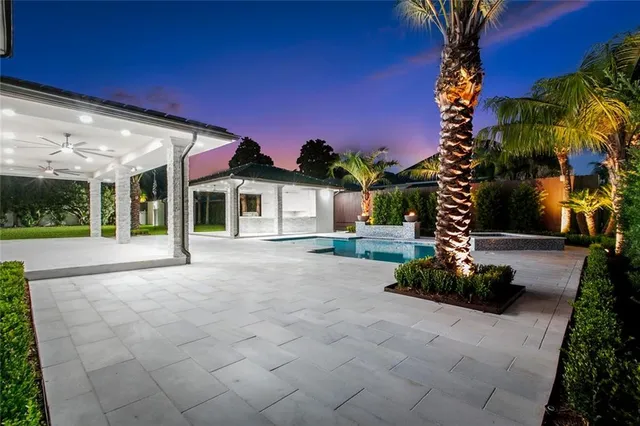 $1,950,000 | 4416 Rue Pl Pontchartrain, Kenner, LA 70065