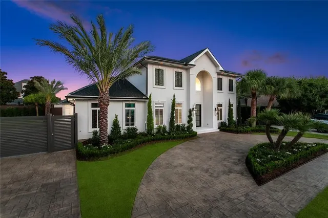 $1,950,000 | 4416 Rue Pl Pontchartrain, Kenner, LA 70065