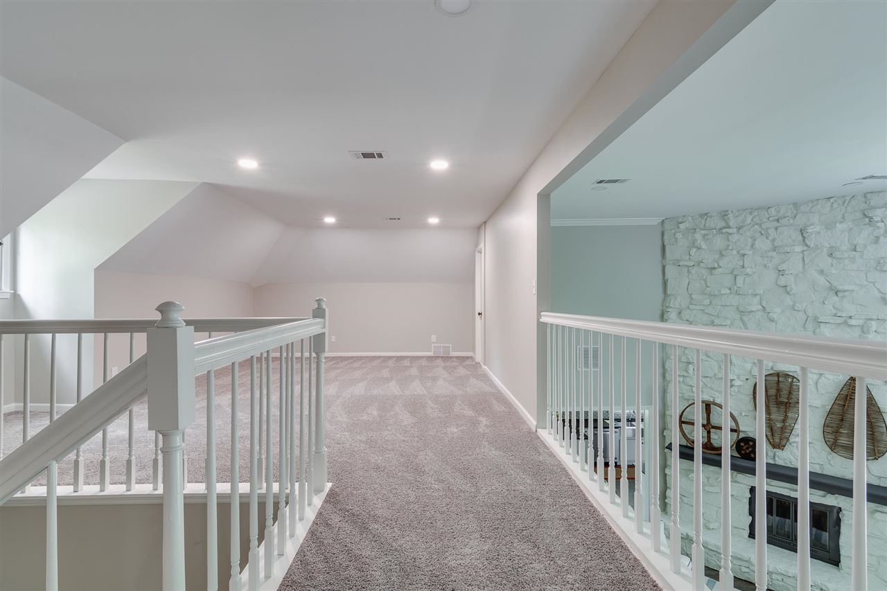 2300 Kirby Road Memphis, TN 38119 - Photo 18 of 25 Gallery Image 18