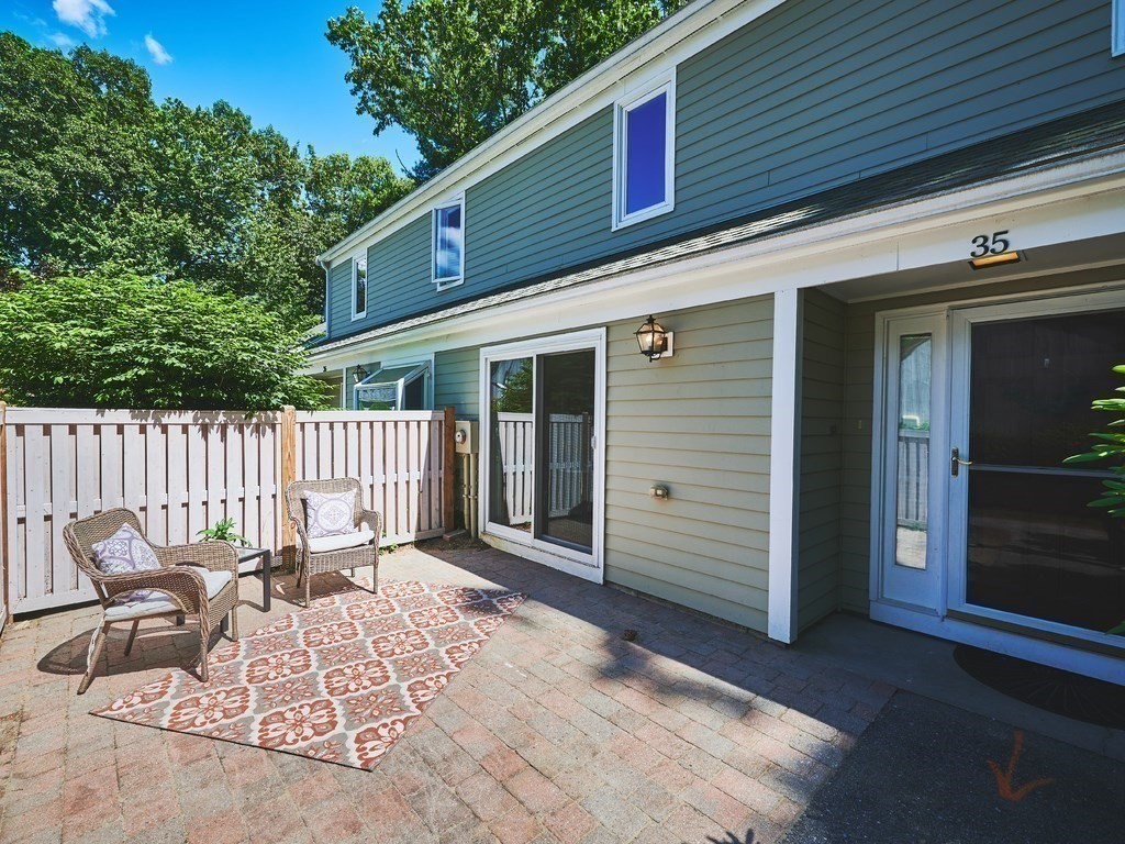35 Drummer Boy Way, Unit 35 Lexington, MA 02420 - Photo 2 of 26