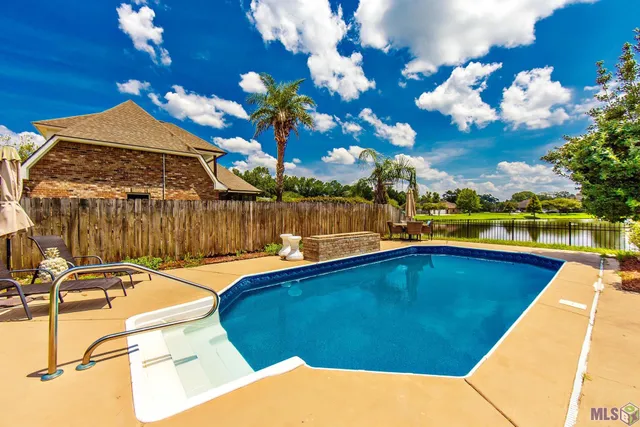 $460,000 | 13110 Cypress Swamp Drive, Geismar, LA 70734