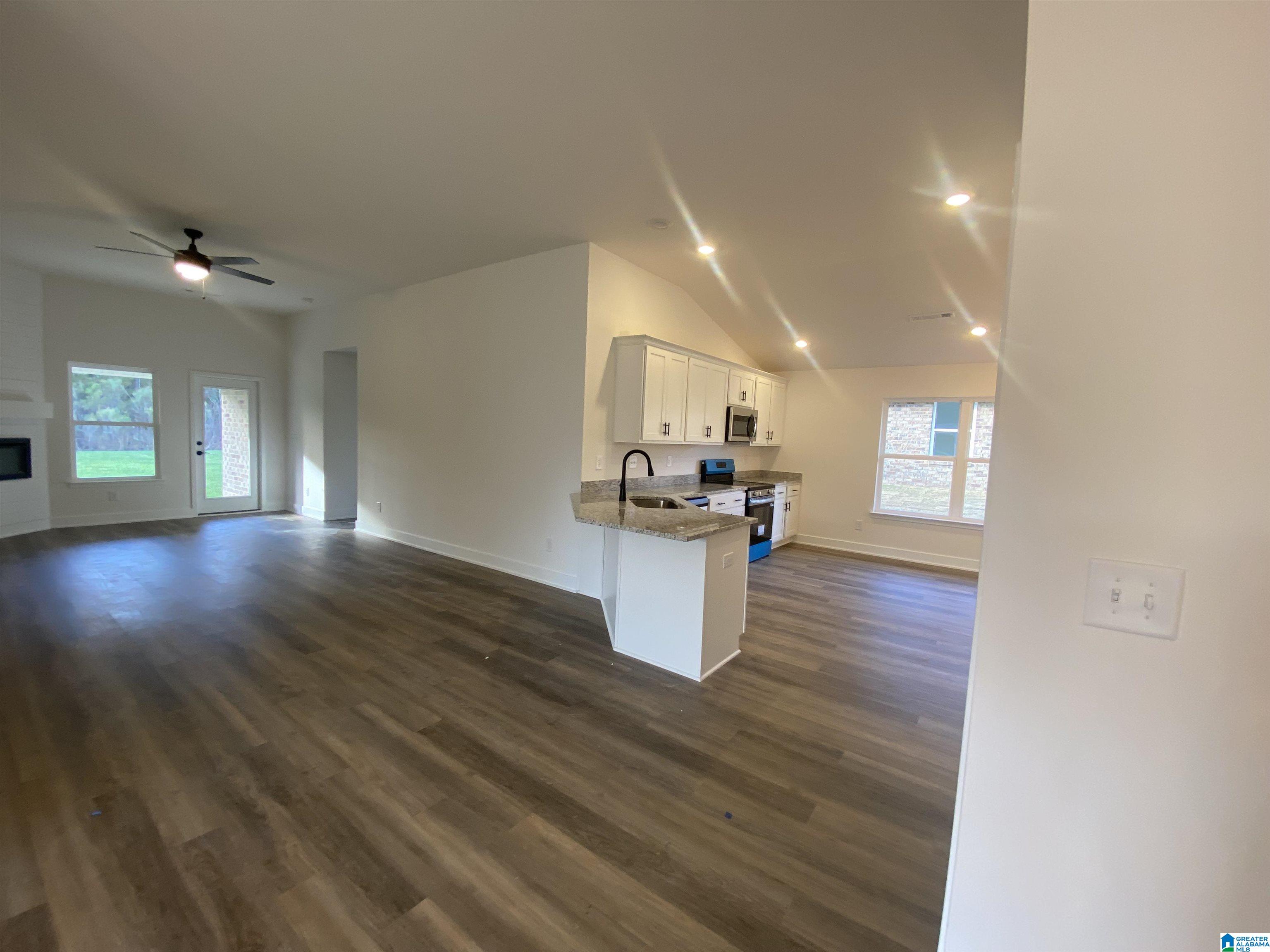 2126 Turquoise Lane Calera, AL 35040 - Photo 8 of 23