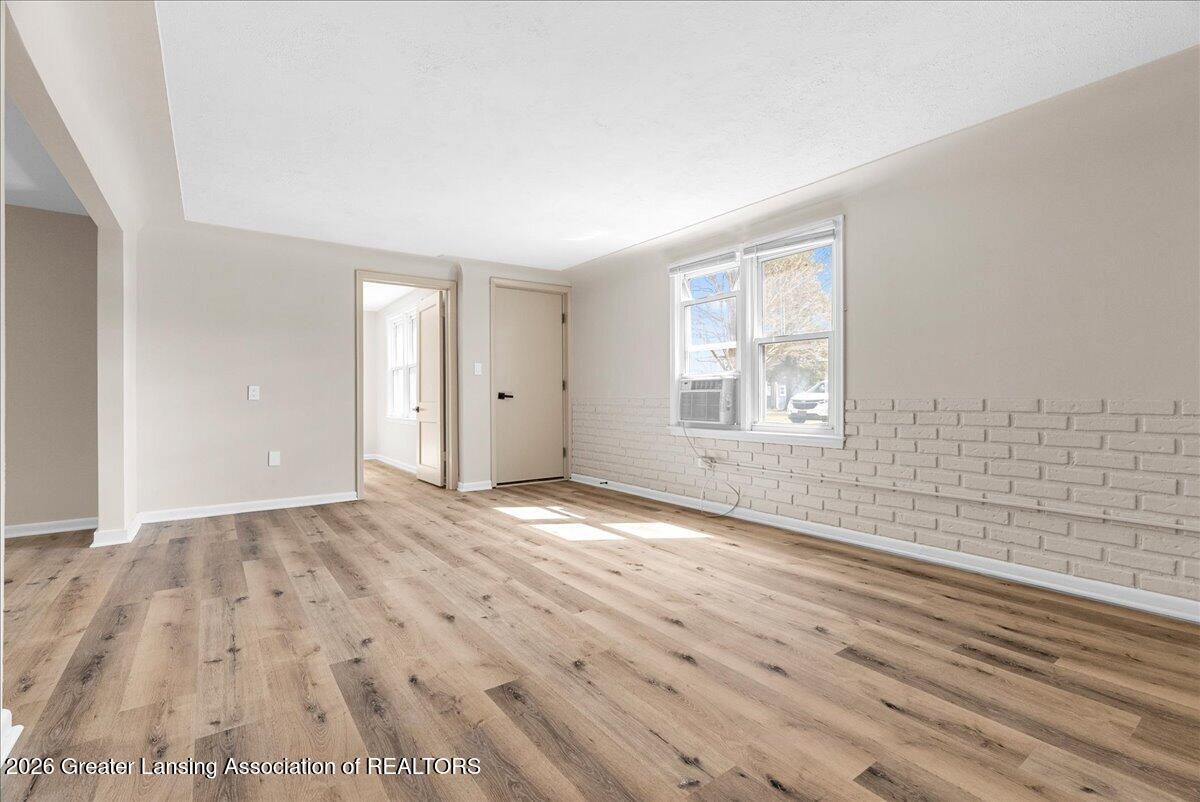 4516 Wilcox Road Holt, MI 48842 - Photo 10 of 27 09-Media Jett - 03