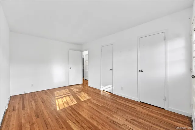 $3,250 | 200-04 39th Avenue | Auburndale