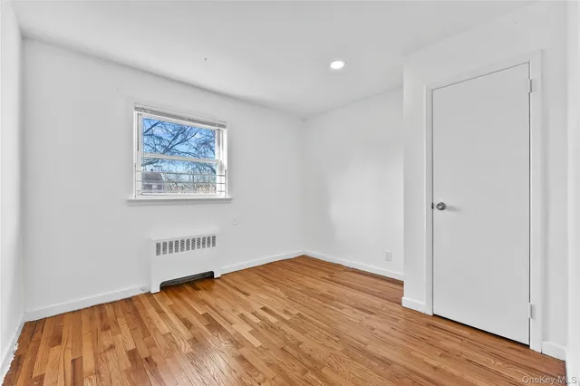 $3,250 | 200-04 39th Avenue | Auburndale