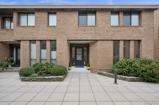 $1,795,000 | 70 Waters Edge, Unit 70, Rye, NY 10580