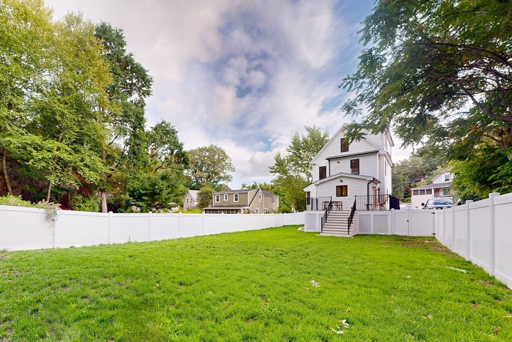 61 Forest Street Wakefield, MA 01880 - Photo 31 of 34