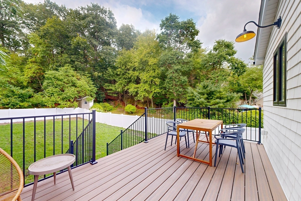 61 Forest Street Wakefield, MA 01880 - Photo 6 of 34