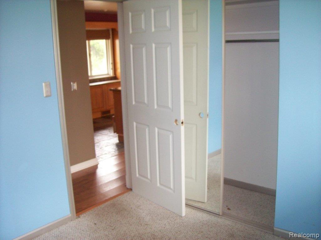 23872 West Lebost Novi, MI 48375 - Photo 16 of 22 100_5247