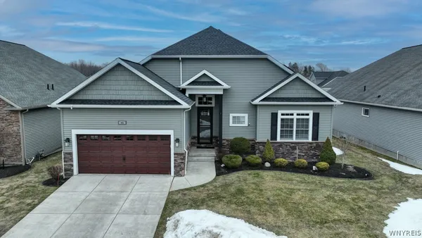 $700,000 | 45 Nicole Court, Amherst, NY 14051