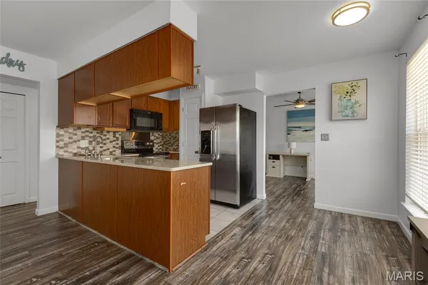 $172,000 | 1943 Greenpoint Drive, Unit 302, Kirkwood, MO 63122