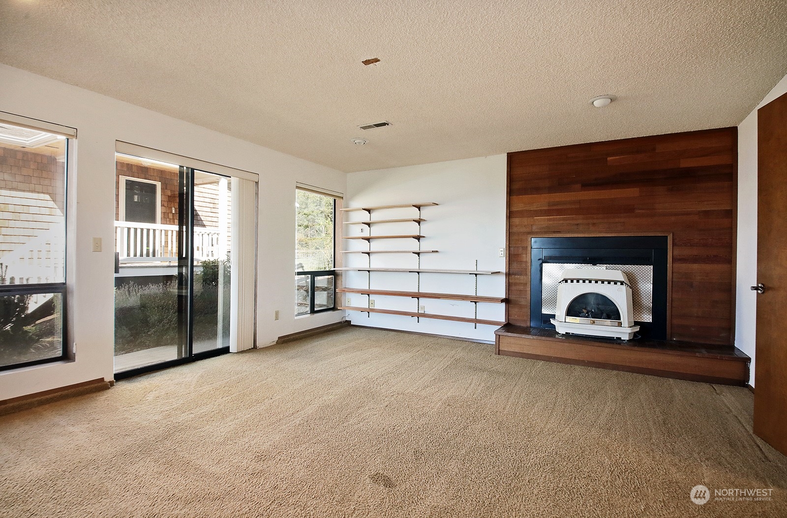 5496 Windmill Lane Freeland, WA 98249 - Photo 19 of 40