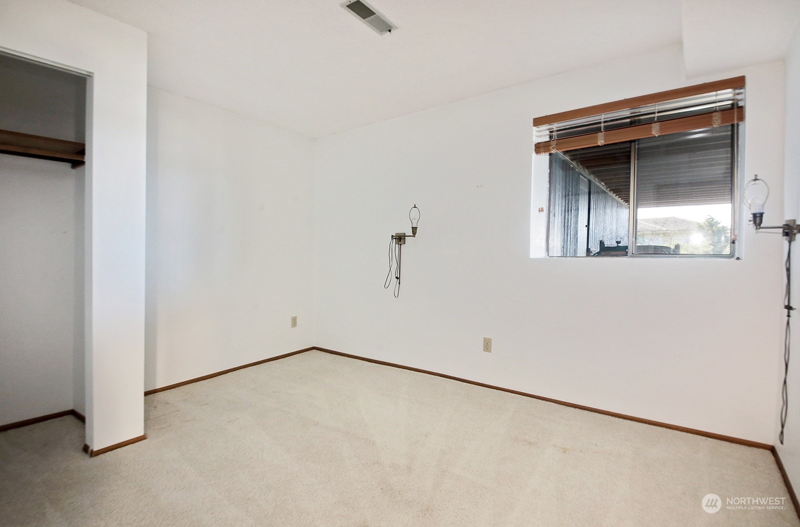 5496 Windmill Lane Freeland, WA 98249 - Photo 20 of 40