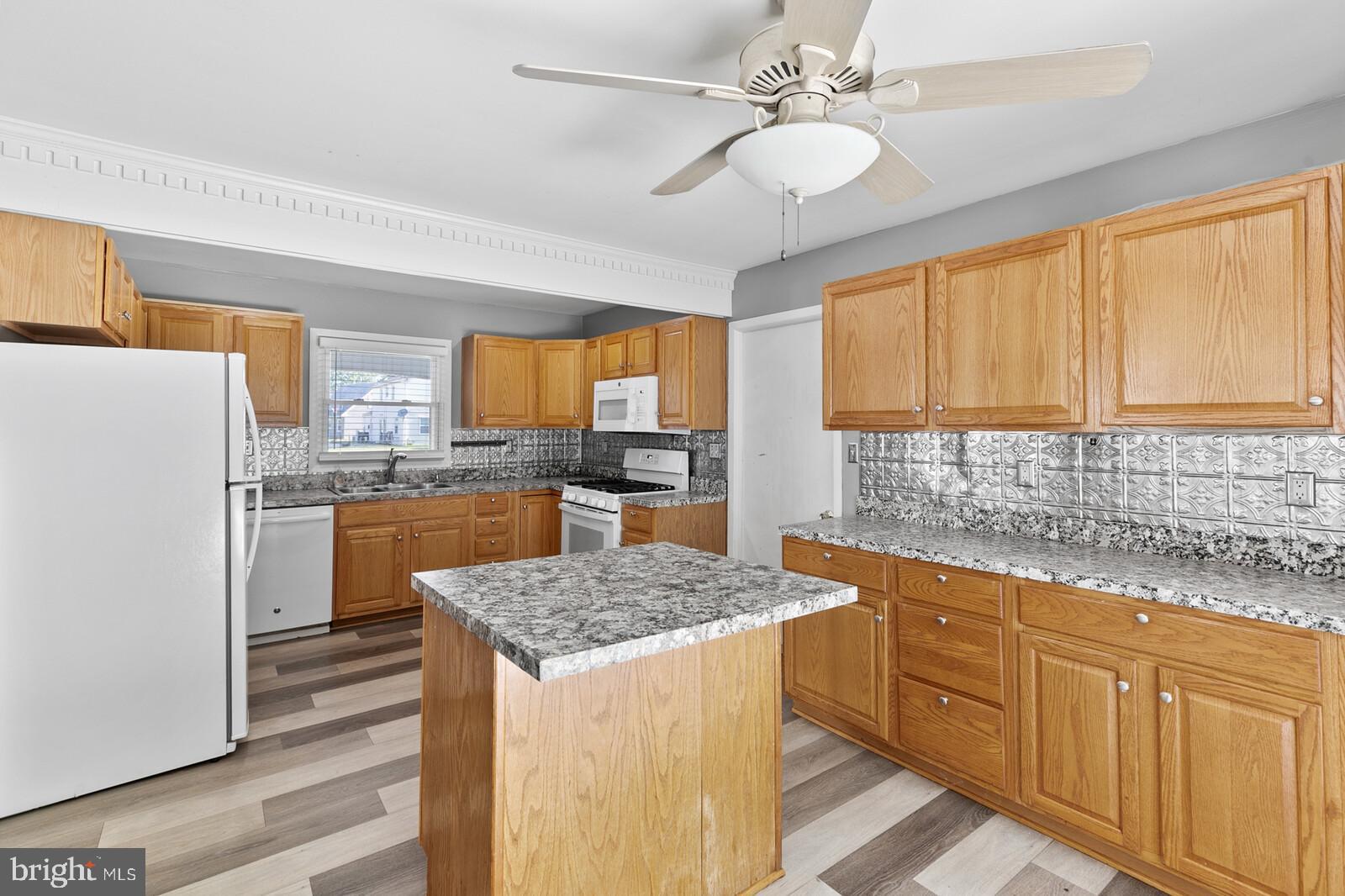 444 Charleston Road Willingboro, NJ 08046 - Photo 6 of 21