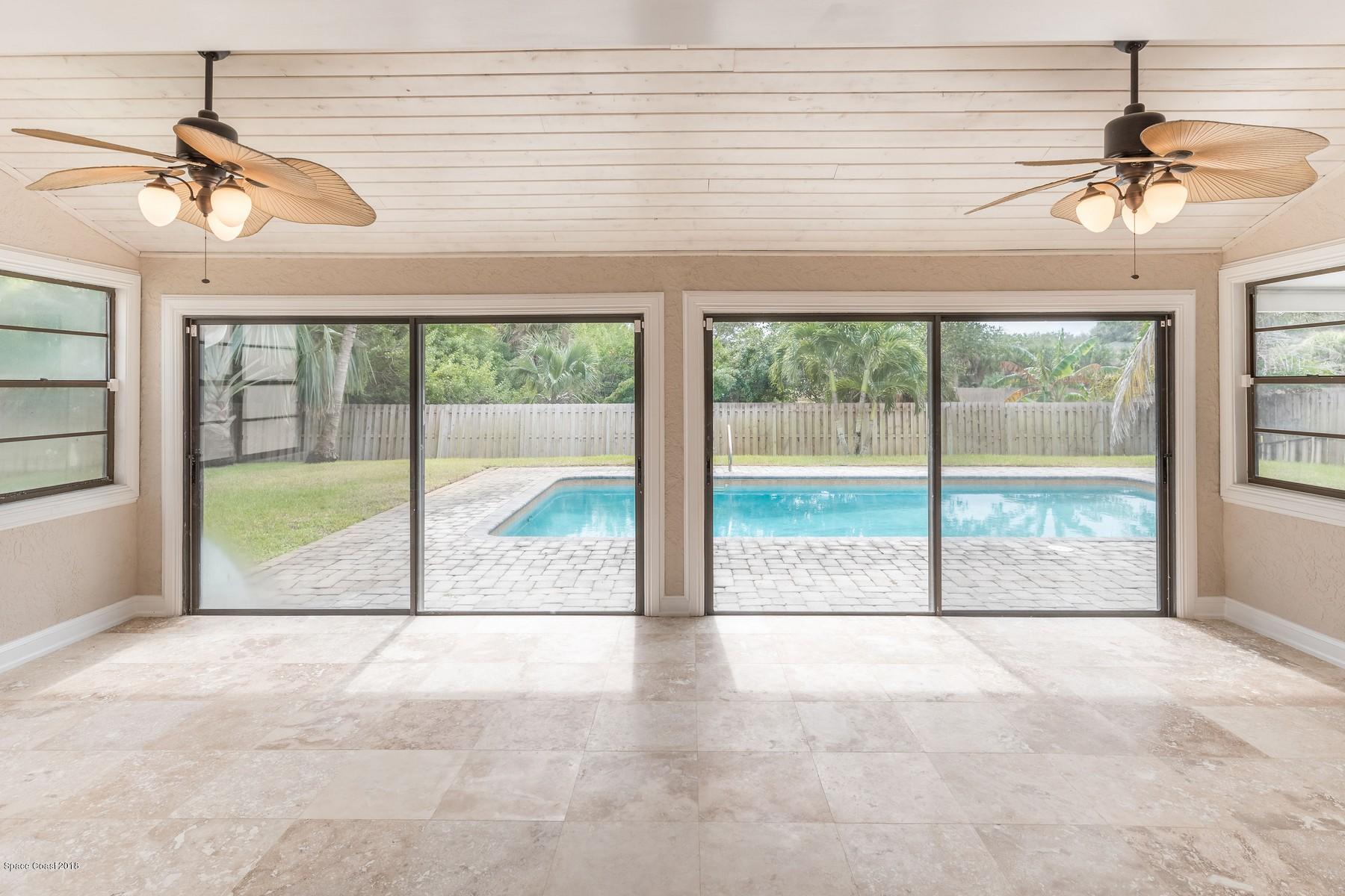 211 Sand Dollar Road Indialantic, FL 32903 - Photo 12 of 37 211SandDollar(91of216)-HDR