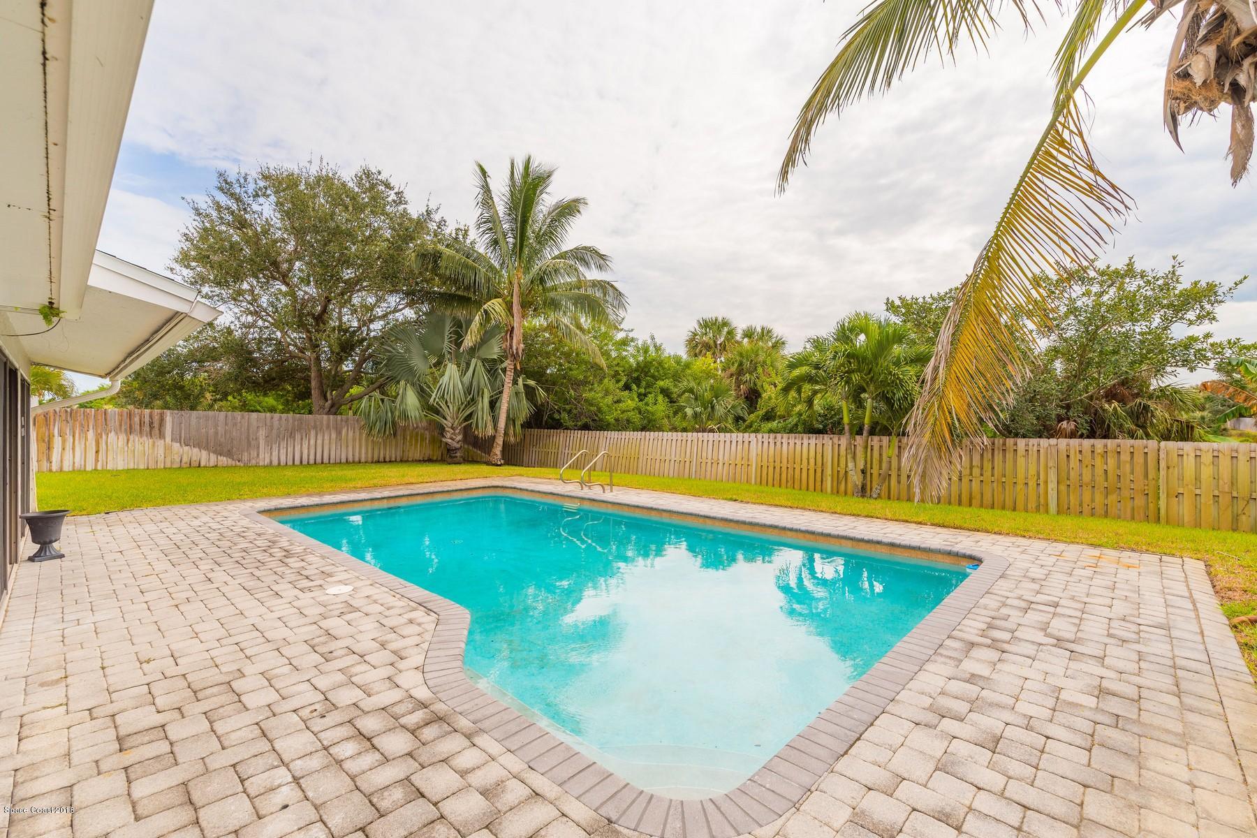 211 Sand Dollar Road Indialantic, FL 32903 - Photo 31 of 37 211SandDollar(197of216)