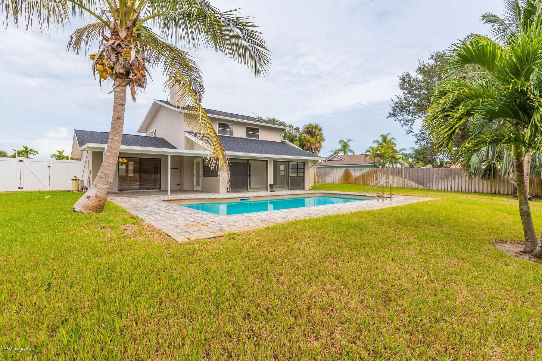 211 Sand Dollar Road Indialantic, FL 32903 - Photo 32 of 37 211SandDollar(201of216)