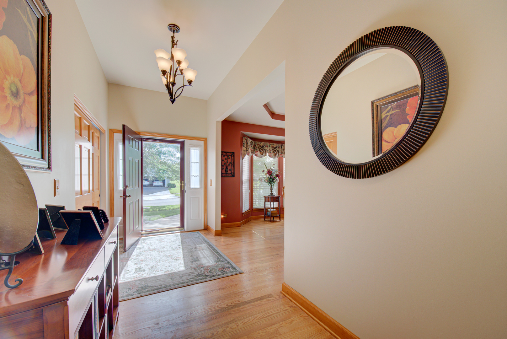 1353 Oak Ridge Lane Montgomery, IL 60538 - Photo 3 of 68 Gallery Image 3