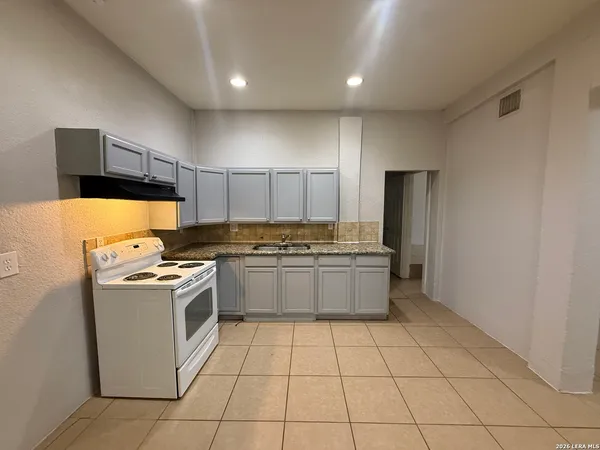 $1,550 | 351 Cortez Avenue, Unit 1, San Antonio, TX 78237