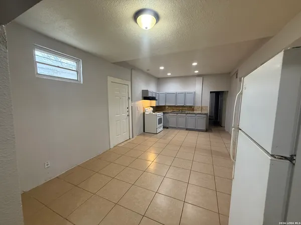 $1,550 | 351 Cortez Avenue, Unit 1, San Antonio, TX 78237