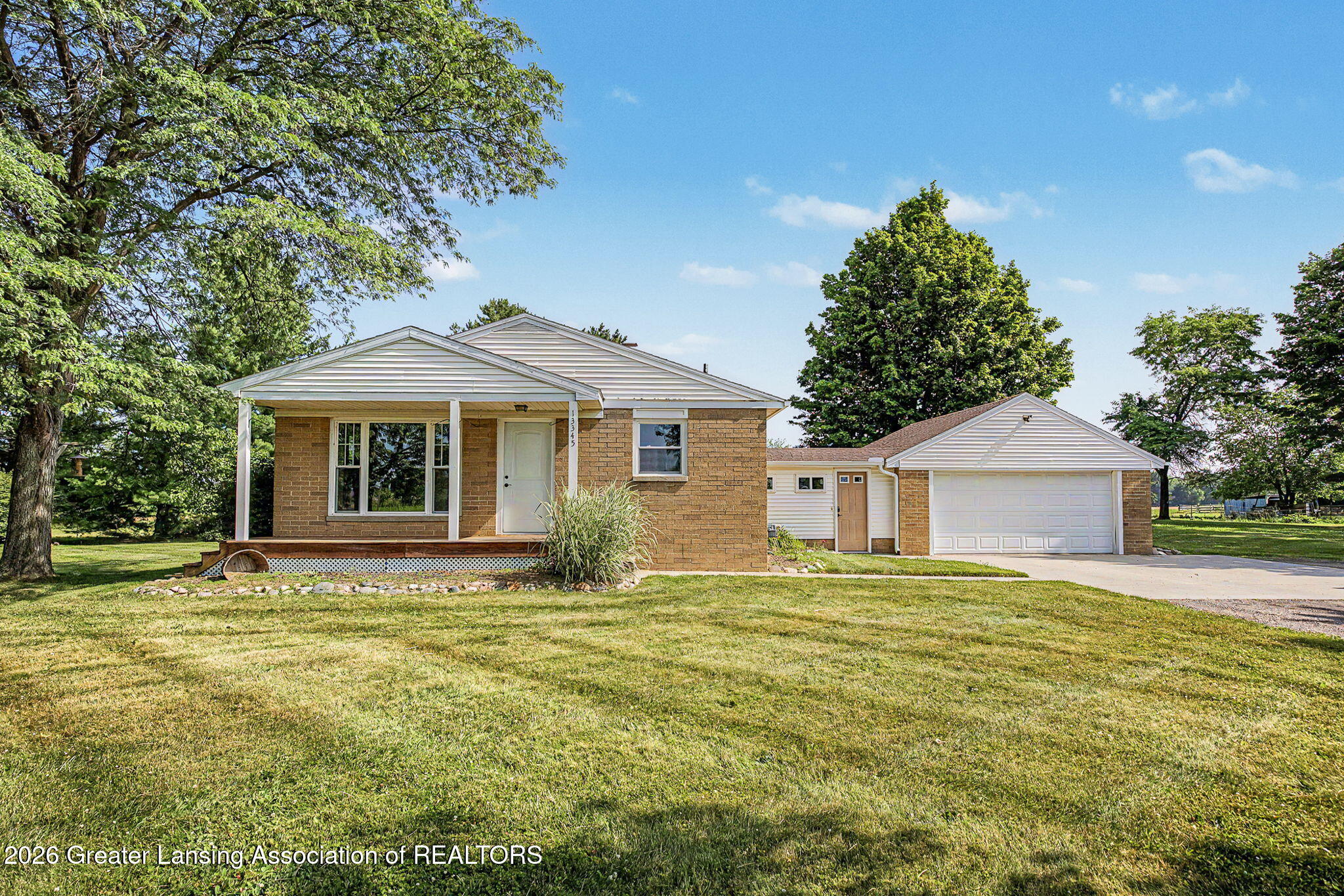 13345 West Clark Road Eagle, MI 48822 - Photo 3 of 32 3-web-or-mls-CQ1A3794