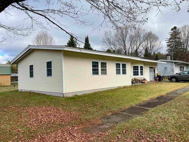 $195,000 | 26 Cross Street, East Haven, VT 05837