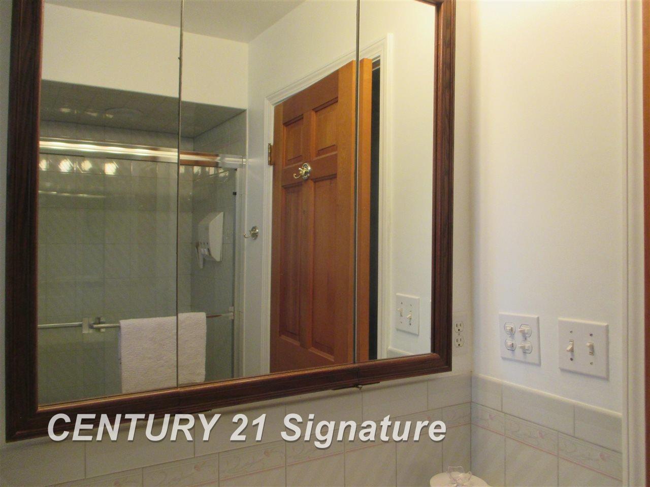 4345 South Linden Road Flint, MI 48507 - Photo 22 of 34 Gallery Image 22