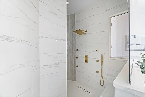 $1,300,000 | 105 Ensley Point, Fayetteville, GA 30214