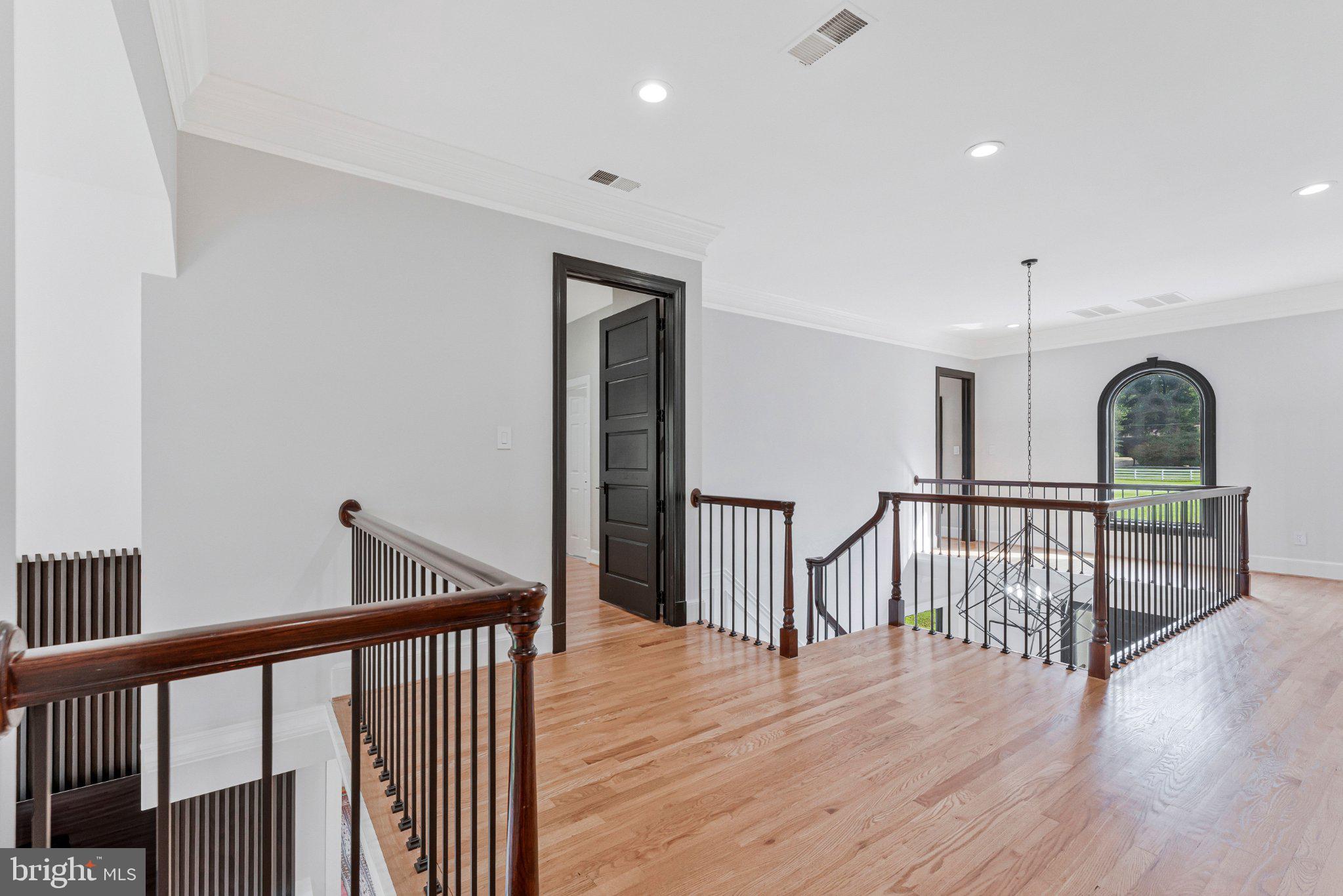 310 Springvale Road Great Falls, VA 22066 - Photo 44 of 117 Gallery Image 44