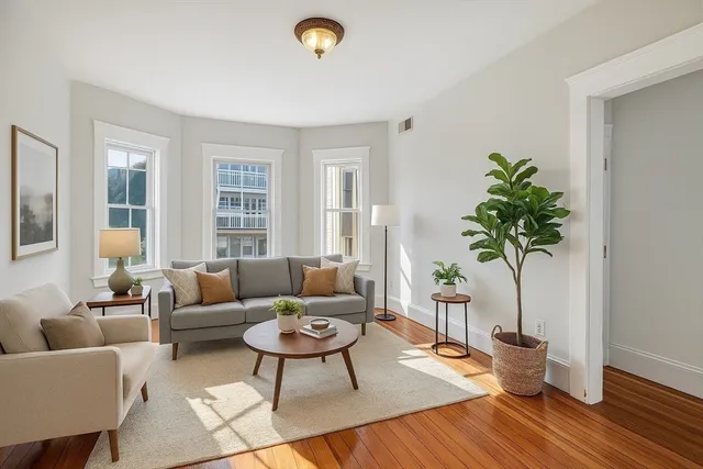 $518,000 | 104 King Street, Unit 2, Boston, MA 02122