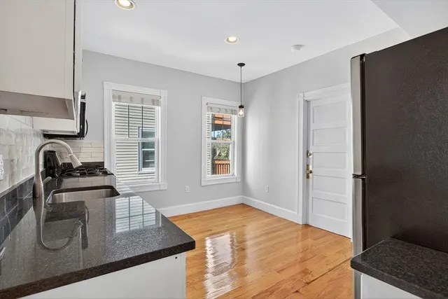 $518,000 | 104 King Street, Unit 2, Boston, MA 02122