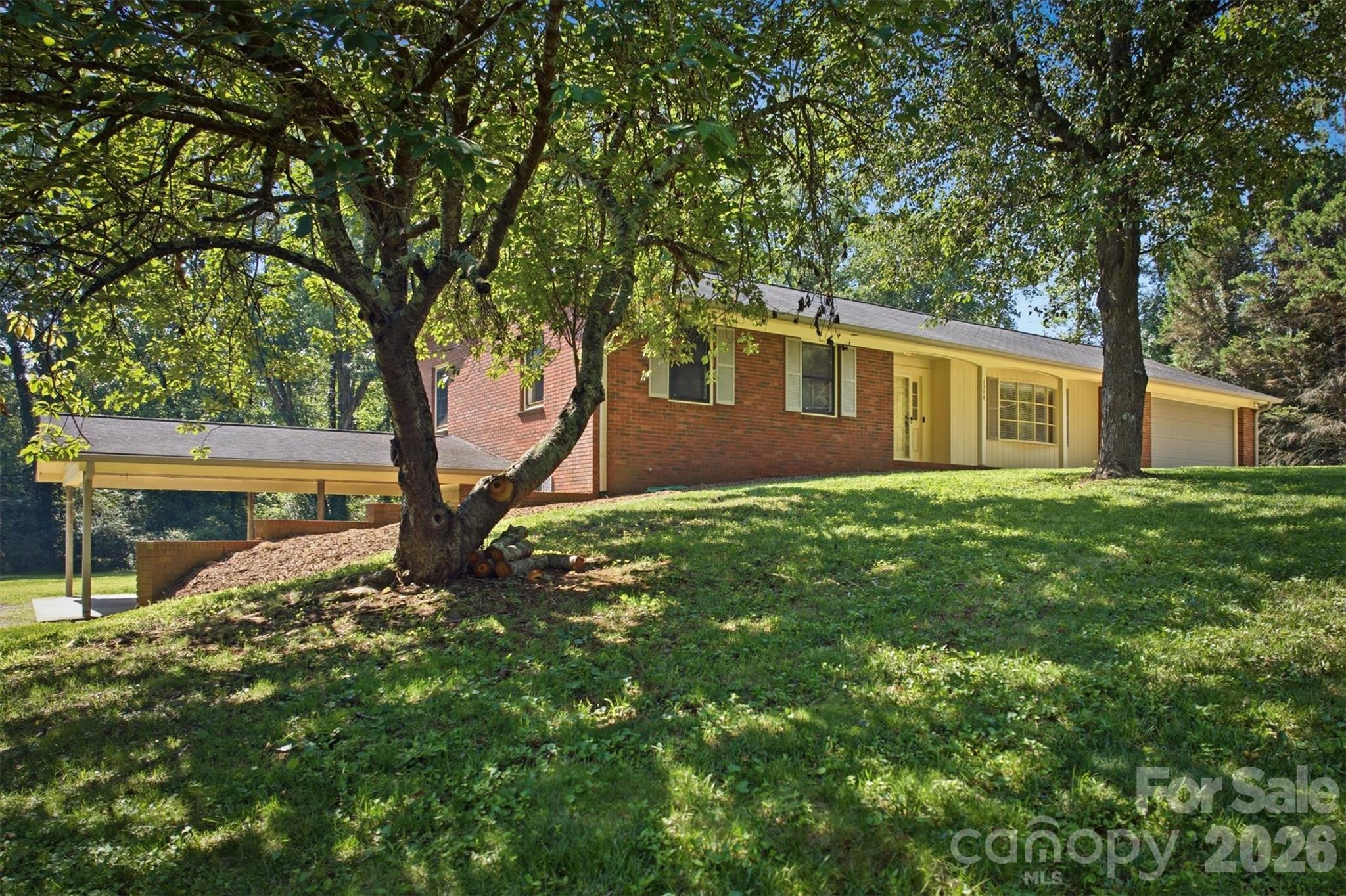 1208 35th St Place Northeast, Unit 8 Conover, NC 28613 - Photo 4 of 34 Gallery Image 4
