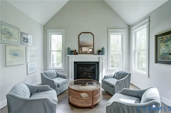 a view of livingroom with furniture and windows