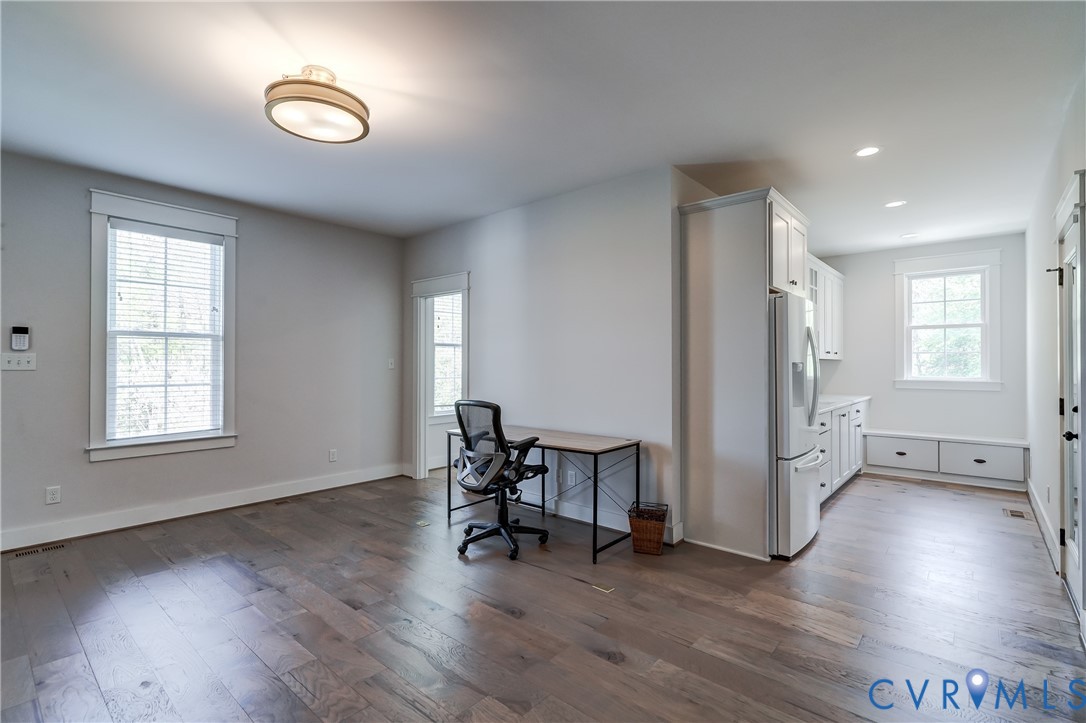 566 Church Hill Road Manakin-Sabot, VA 23103 - Photo 25 of 60 Large living room with private entrance