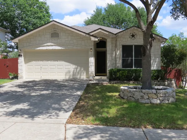 $1,900 | 508 Foxford Run Drive, Schertz, TX 78108