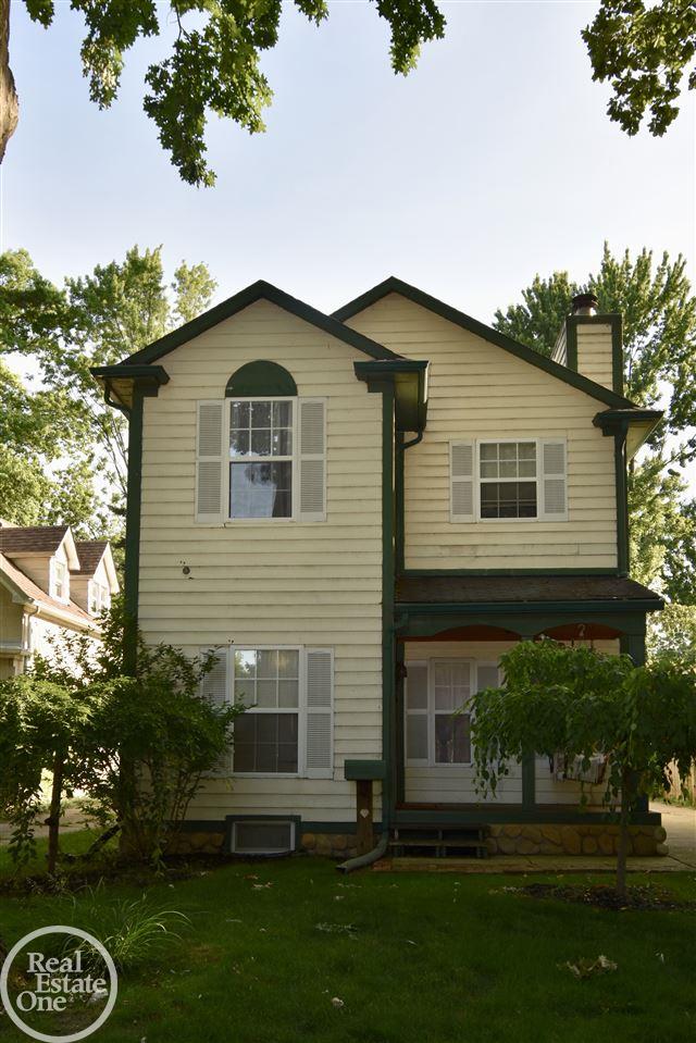 2118 Hampton Road Grosse Pointe, MI 48236 - Photo 41 of 45 31381669-40.JPG