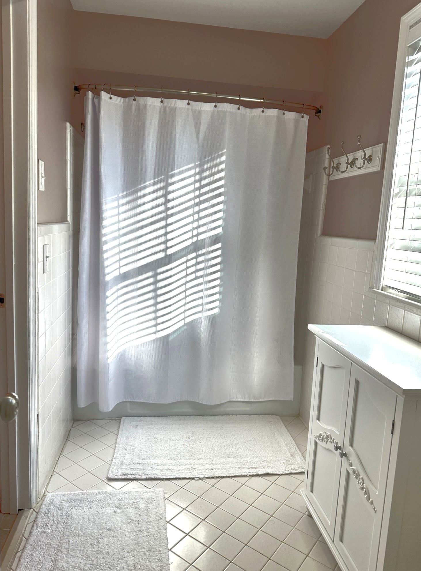 303 Raintree Drive Hendersonville, TN 37075 - Photo 33 of 36 a view of entryway with a window