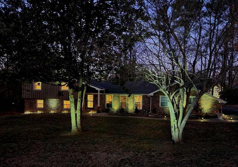 303 Raintree Drive Hendersonville, TN 37075 - Photo 7 of 36 a front view of a house with garden
