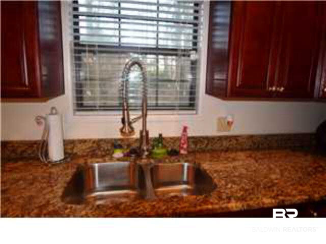 966 Wesley Avenue Mobile, AL 36609 - Photo 14 of 23